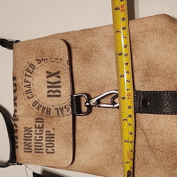 Mona B Clay Crossbody Bag NWT - Picture 15 of 17